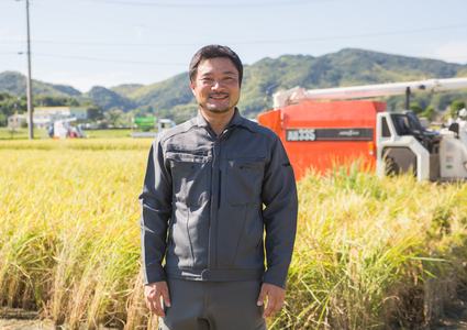 野添丈典氏写真　たんぼにて