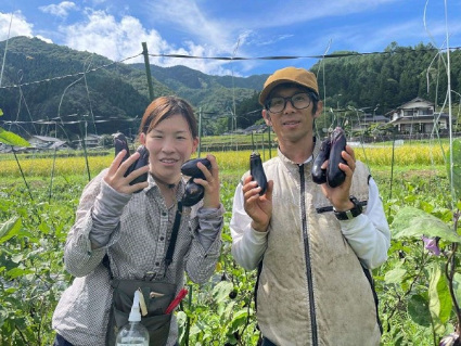 狭間さんご夫婦写真